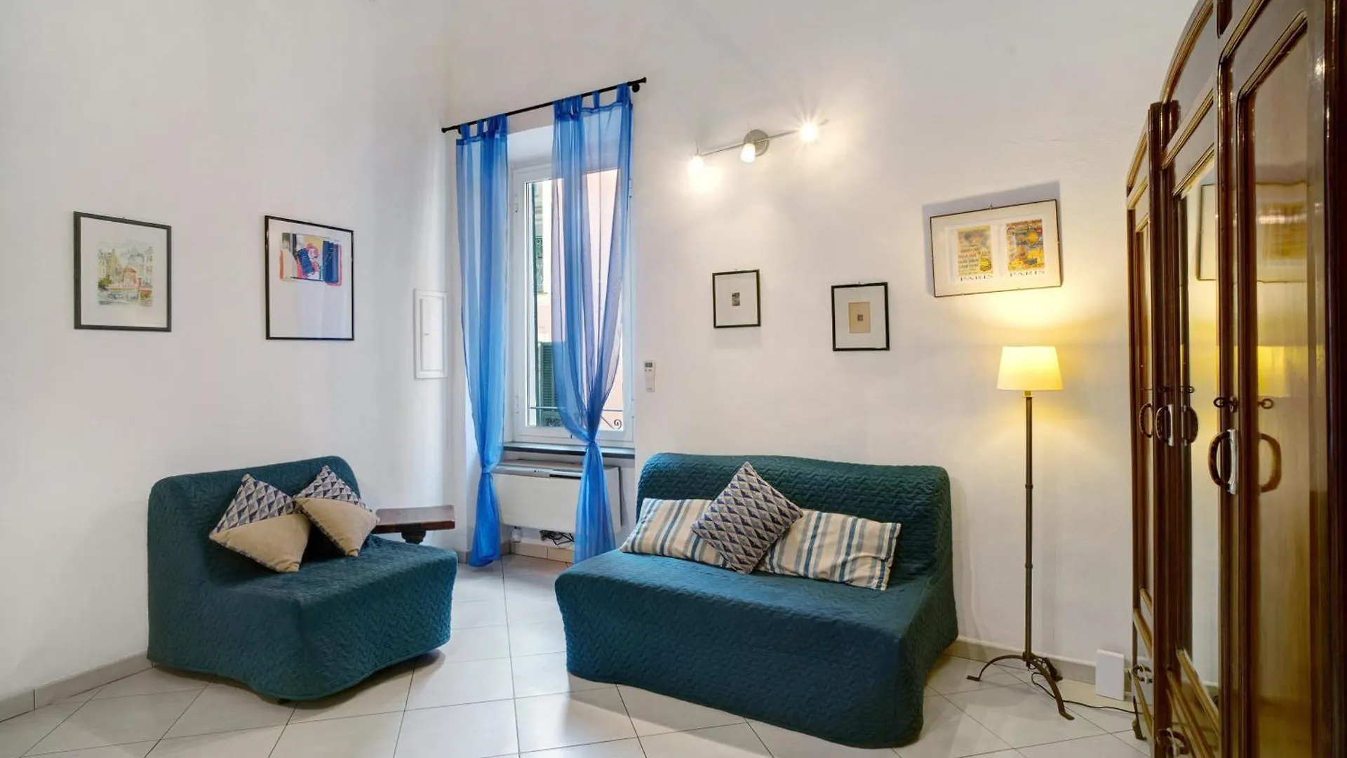 Loft Nel Centro Di Alassio Apartment